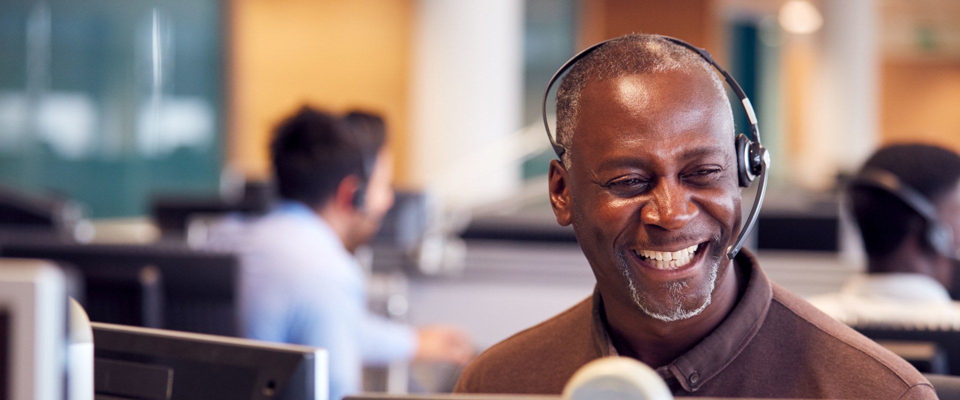 Exploring Live Chat Options for Moving Services